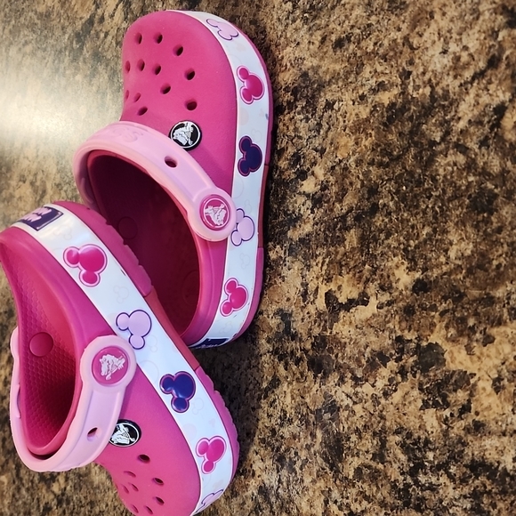 Crocs - Picture 5 of 7